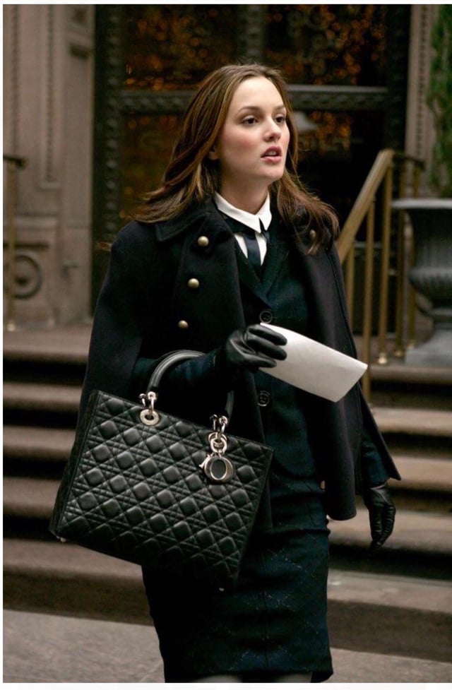 r/fashion is looking for mods!