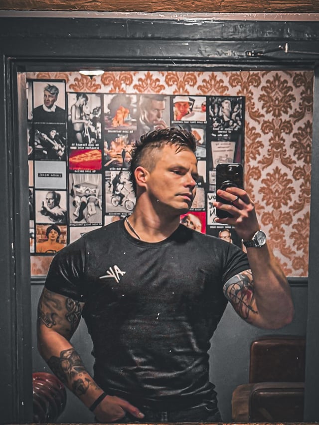 Pub night ( well, afternoon because I'm too old to stay late) Pub night ( well, afternoon because I’m too old to stay late)